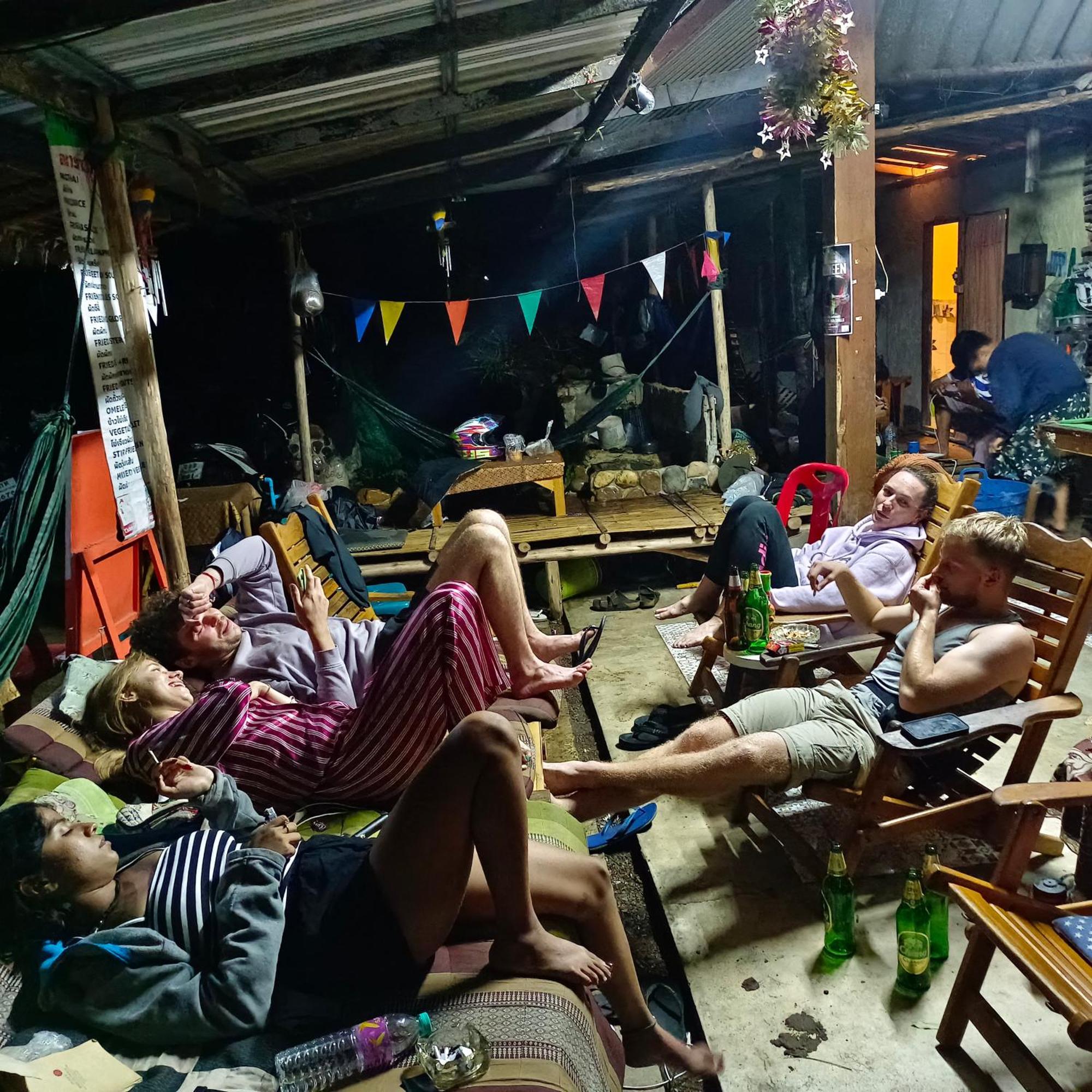 Sunny Tayai Hostel パーイ エクステリア 写真